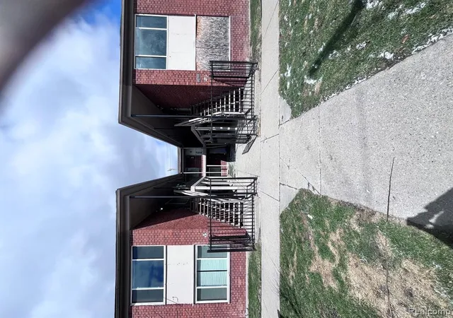1st image of 10400 Whittier St, Detroit, MI 48224 | MLS# 60994979