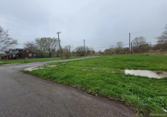 Photo 1 of Land for sale at 3905 Beaconsfield St, Detroit, MI 48224 | MLS# 60210071 | Listing updated on 2026-06-25