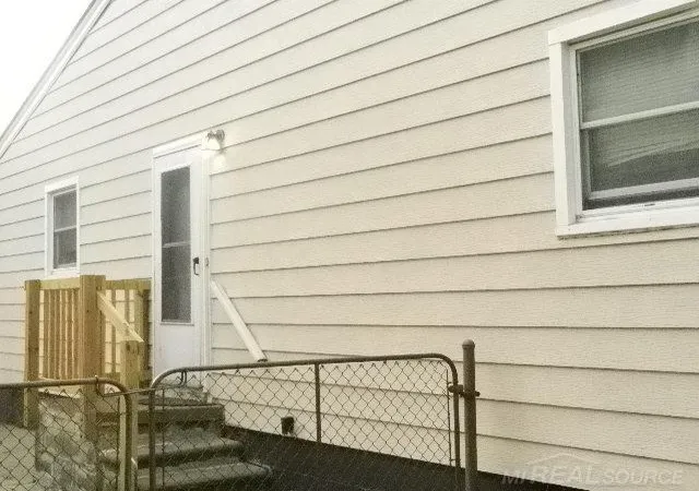 Photo 3 of Sale Pending at 22485 Hillock Ave, Warren, MI 48089 | MLS# 50219843 | Listing updated on 2026-09-04