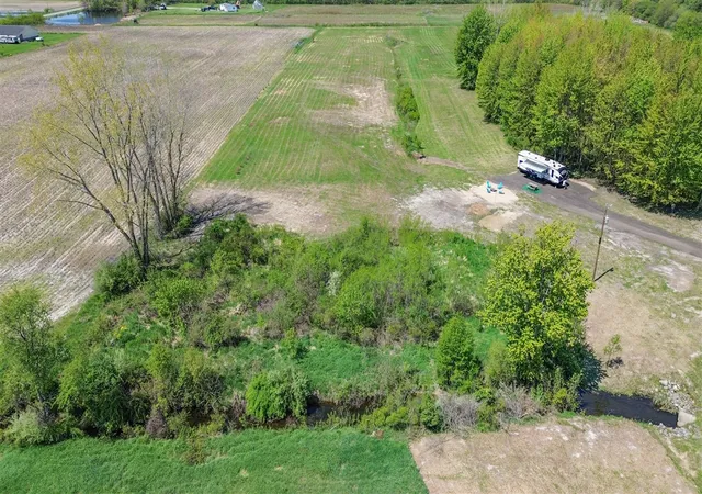 21st image of 37916 County Road 665, Paw Paw, MI 49079 | MLS# 70530748