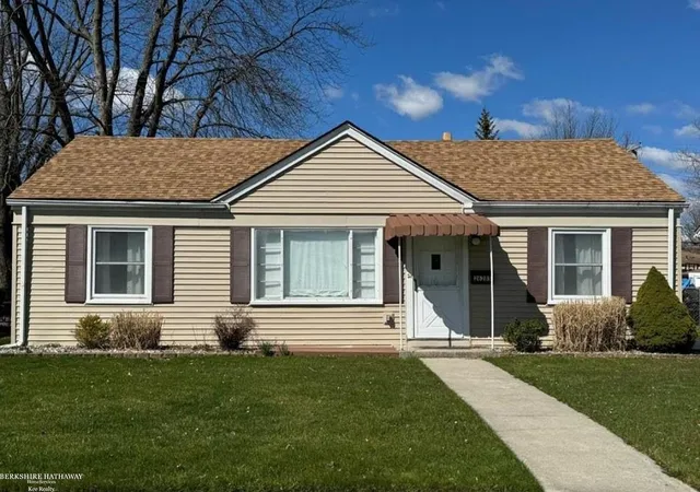 Homes for sale in Roseville, MI | 26285 Normandy St, Roseville, MI 48066 | MLS# 50206223