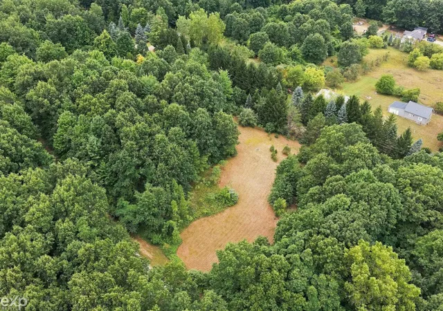 Photo 4 of Sale Pending at 5232 Hasslick Rd, North Branch, MI 48461 | MLS# 50220243 | Listing updated on 2026-09-03