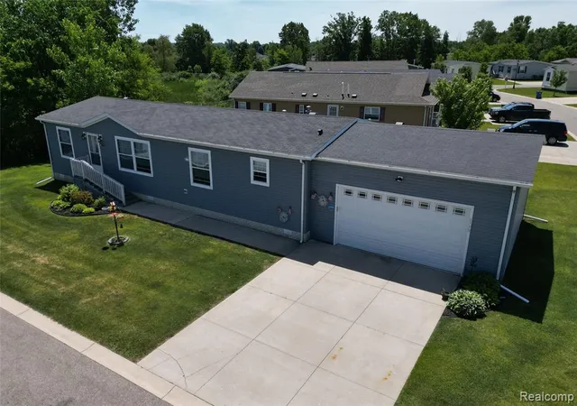 Photo 2 of Manufactured home for sale at 9758 Home Ct, Fenton, MI 48430 | MLS# 61001228 | Listing updated on 2026-08-14