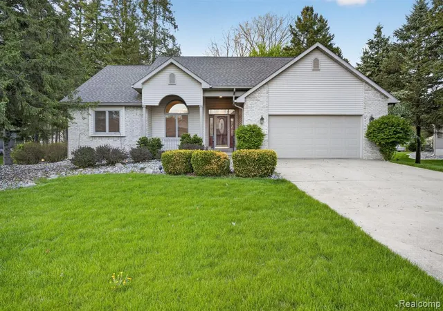 4th image of 9508 Pine Needle Trl, Flushing, MI 48433 | MLS# 60997178