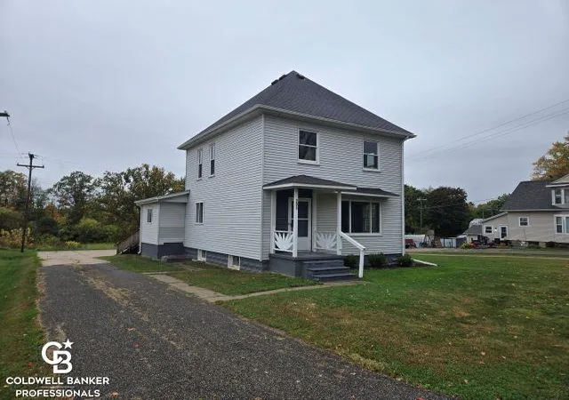 Homes for sale in Yale, MI | 209 S Brockway Rd, Yale, MI 48097 | MLS# 50190788