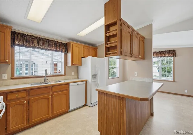Photo 4 of Sale Pending at 1707 Augusta Dr, Hartland, MI 48353 3792 | MLS# 61024335 | Listing updated on 2026-10-01