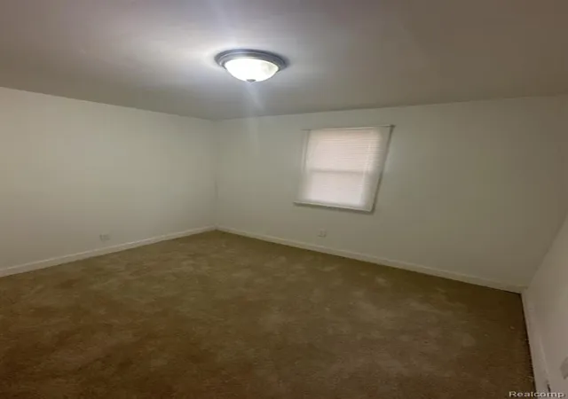 Photo 4 of Single family home for sale at 15509 Rosa Parks Blvd, Detroit, MI 48238 1511 | MLS# 61010759 | Listing updated on 2026-10-27