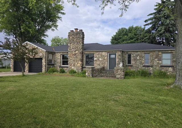 Homes for sale in Sturgis, MI | 68482 White School Rd, Sturgis, MI 49091 | MLS# 70536234