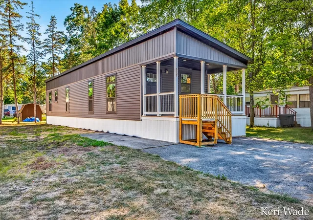 Homes for sale in Twin Lake, MI | 3501 Cedar Rd, Twin Lake, MI 49457 | MLS# 70486967