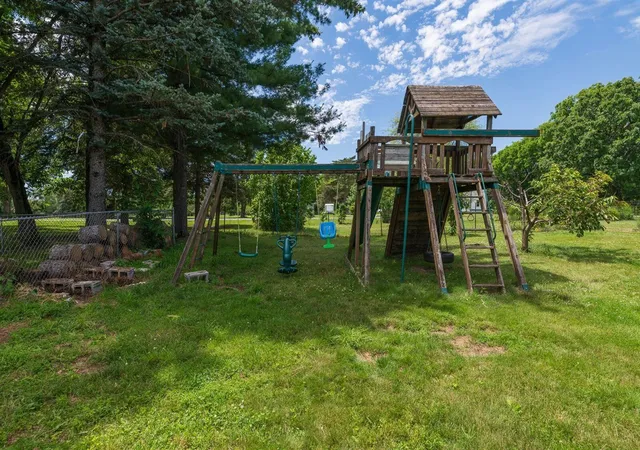 Homes for sale in Vicksburg, MI | 16331 S 24th St, Vicksburg, MI 49097 | MLS# 70542261