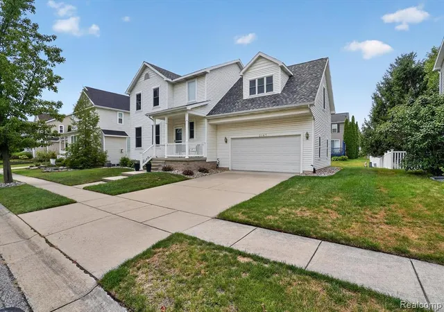 Photo 4 of Sale Pending at 3847 Kiskadee Dr, East Lansing, MI 48823 | MLS# 61018946 | Listing updated on 2026-08-23