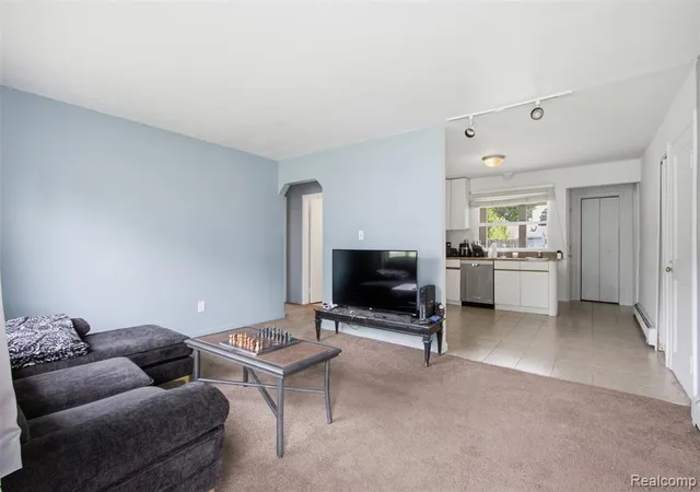 Photo 4 of Single family home for sale at 26295 Kathy St, Roseville, MI 48066 3268 | MLS# 61002064 | Listing updated on 2026-10-27