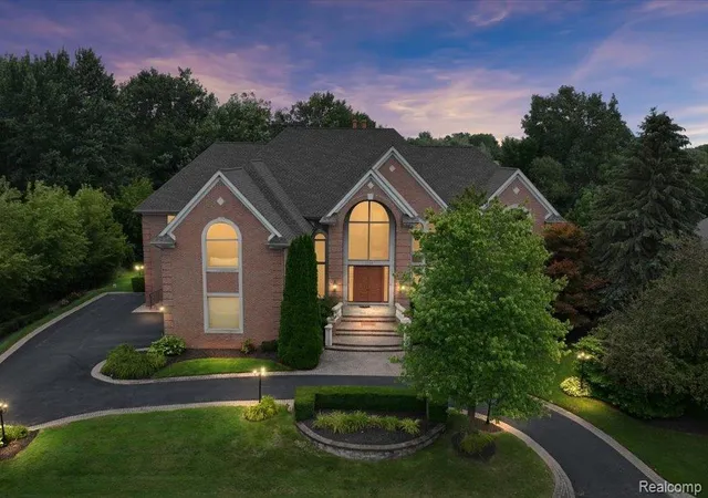 Photo 1 of Single family home for sale at 3543 Cedar Brook Dr, Rochester Hills, MI 48309 4073 | MLS# 61025291 | Listing updated on 2026-08-28