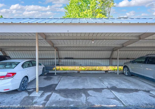 Homes for sale in Rochester Hills, MI | 2309 Walton Blvd #36, Rochester Hills, MI 48309 | MLS# 61004864