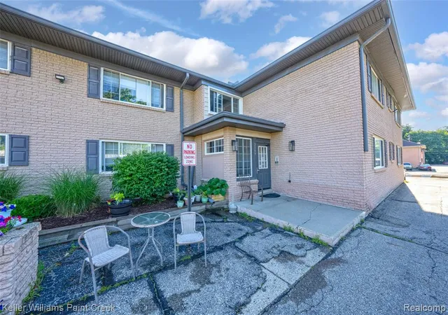 Homes for sale in Rochester Hills, MI | 2309 Walton Blvd #36, Rochester Hills, MI 48309 | MLS# 61004864