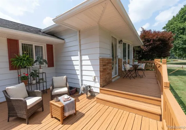 5th image of 1225 Genella St, Waterford, MI 48328 | MLS# 61019543
