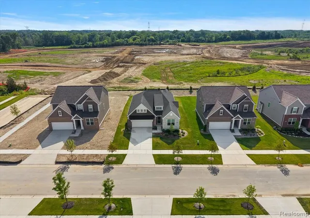 Photo 34 of Single family home for sale at 2352 Provencal Dr, Commerce Township, MI 48382 | MLS# 61018220 | Listing updated on 2026-09-02