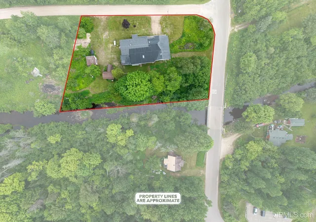 Photo 3 of Single family home for sale at N8766 S Peter White Rd, Deerton, MI 49822 | MLS# 50214583 | Listing updated on 2026-07-27