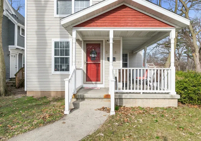 Homes for sale in Grand Rapids, MI | 548 Adams St, Grand Rapids, MI 49507 | MLS# 70521944