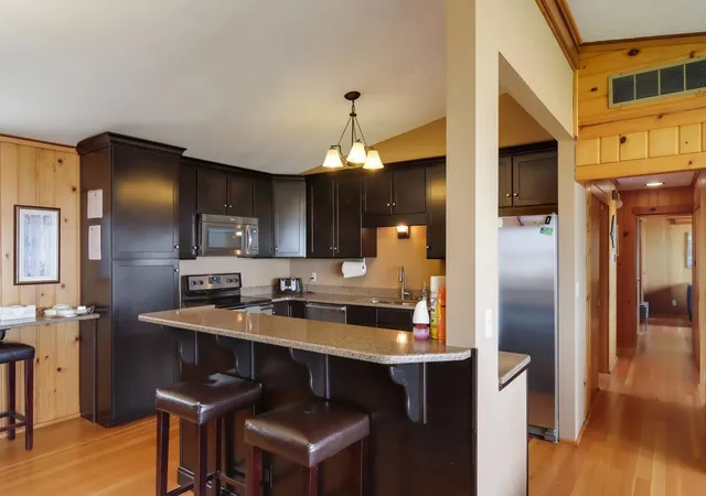 5th image of 2175 N Us-31 N, Traverse City, MI 49686 | MLS# 80066037