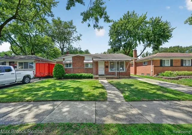 Homes for sale in Madison Heights, MI | 27659 Palmer Ln, Madison Heights, MI 48071 | MLS# 61009991