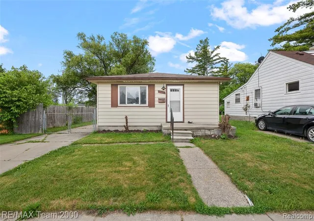 1st image of 12846 Georgiana Ave, Warren, MI 48089 | MLS# 61001434