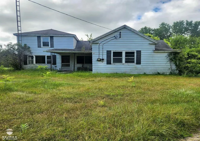 2nd image of 11504 Sharon Rd, Saint Charles, MI 48655 | MLS# 50218811