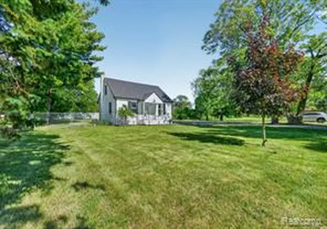 Homes for sale in Rochester Hills, MI | 2861 John R Rd, Rochester Hills, MI 48307 | MLS# 61006796