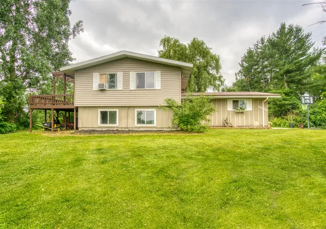 Homes for sale in Six Lakes, MI | 8890 Nw Lake Rd, Six Lakes, MI 48886 | MLS# 70543046