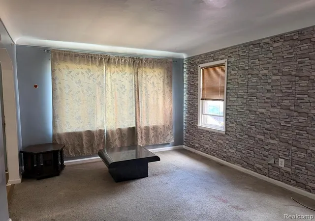 Photo 3 of Sale Pending at 7296 Memorial St, Detroit, MI 48228 3519 | MLS# 61013783 | Listing updated on 2026-08-25