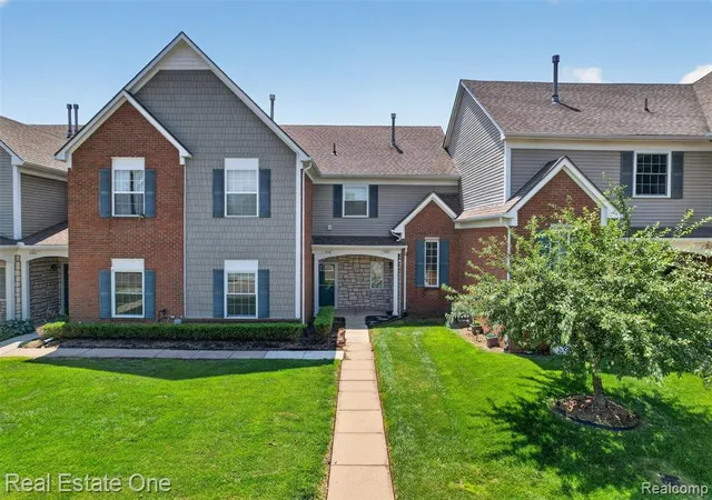 Photo 1 of Sale Pending at 1996 Monarch Dr, Shelby Township, MI 48316 | MLS# 61017442 | Listing updated on 2026-08-16