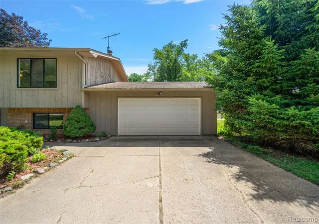 Photo 5 of Single family home for sale at 7427 Emerson, Washington, MI 48094 | MLS# 60966070 | Listing updated on 2026-08-24
