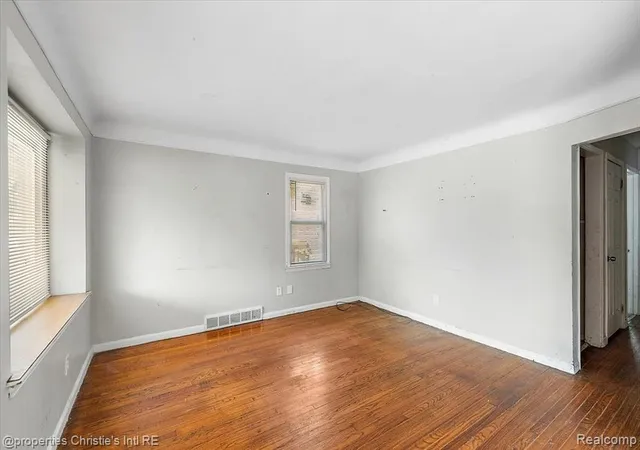 Photo 2 of Sale Pending at 14073 Collingham Dr, Detroit, MI 48205 | MLS# 60938782 | Listing updated on 2026-07-07