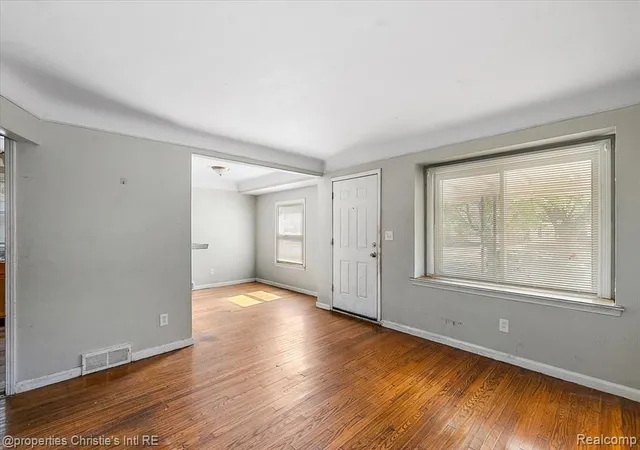 Photo 3 of Sale Pending at 14073 Collingham Dr, Detroit, MI 48205 | MLS# 60938782 | Listing updated on 2026-07-07