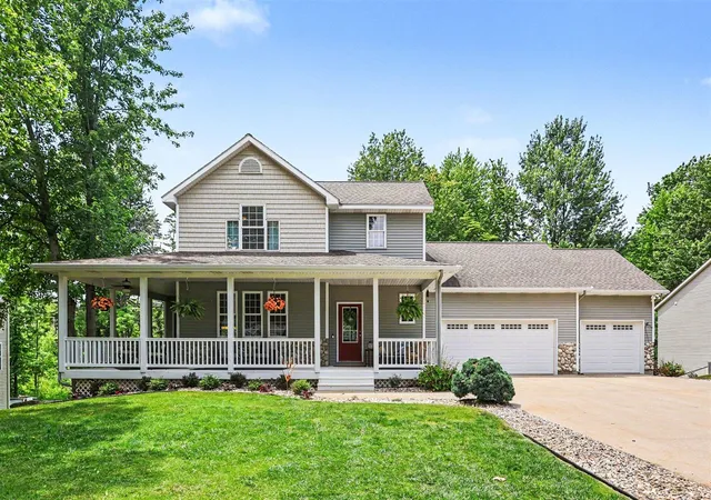 Homes for sale in Coopersville, MI | 13289 Trail Creek, Coopersville, MI 49404 | MLS# 70537646
