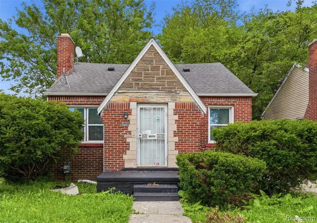 Photo 1 of Single family home for sale at 9586 Mansfield St, Detroit, MI 48227 1602 | MLS# 61009280 | Listing updated on 2026-10-09