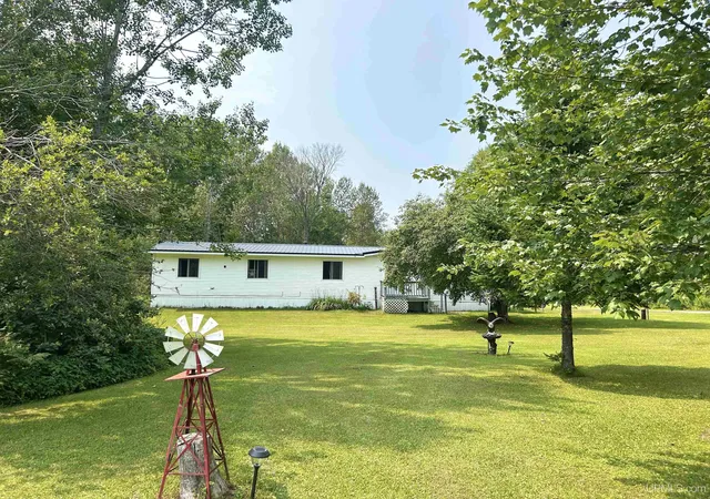 Photo 1 of Single family home for sale at 6789 M 77 Hwy, Germfask, MI 49836 | MLS# 50218320 | Listing updated on 2026-08-28