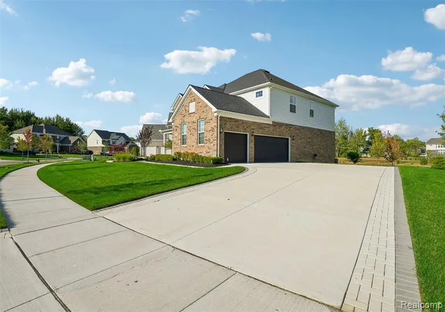 Photo 3 of Single family home for sale at 20942 Torbay Dr, Northville, MI 48167 | MLS# 61025149 | Listing updated on 2026-09-01