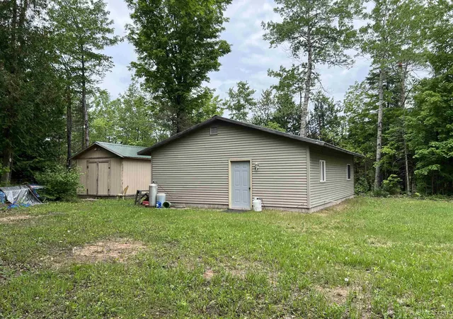 Homes for sale in Rock, MI | Tbd County Road Rm Road, Rock, MI 49880 | MLS# 50211157