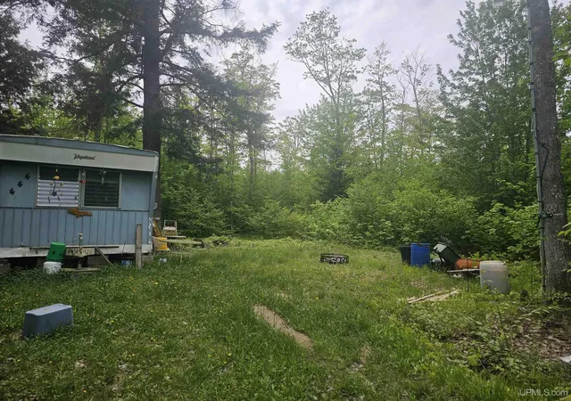 2nd image of 10098 Us 41 Hwy, Skandia, MI 49885 | MLS# 50196614