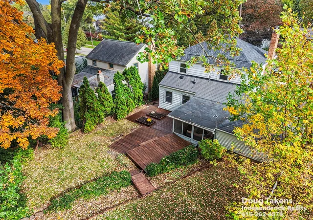 Photo 3 of Single family home for sale at 241 Baynton Ave, Grand Rapids, MI 49503 | MLS# 70564485 | Listing updated on 2026-10-30