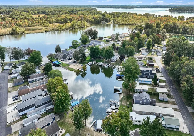 5th image of 450 Sycamore Dr, Coldwater, MI 49036 | MLS# 70522236