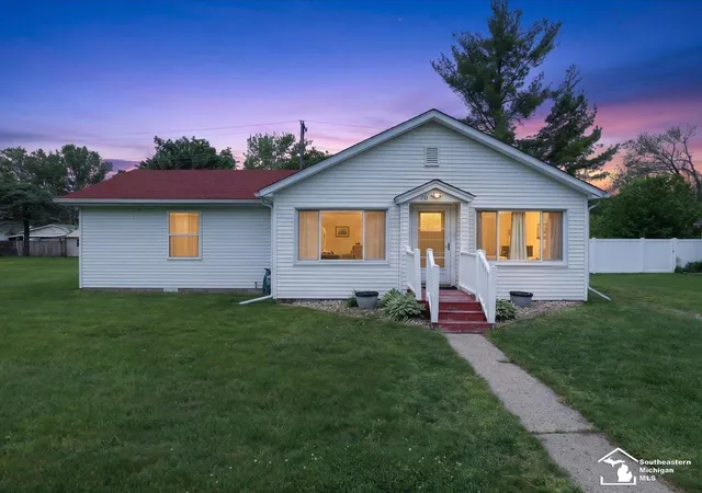 Homes for sale in Milan, MI | 50 Ohio St, Milan, MI 48160 | MLS# 50208568