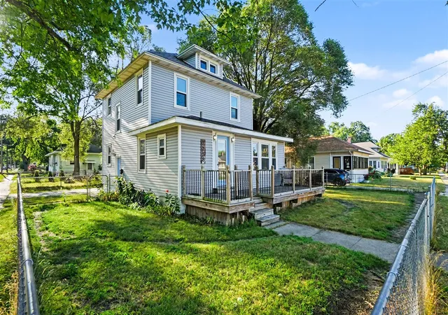 Photo 1 of Single family home for sale at 2258 Lincoln St, Muskegon, MI 49441 | MLS# 70549049 | Listing updated on 2026-09-29