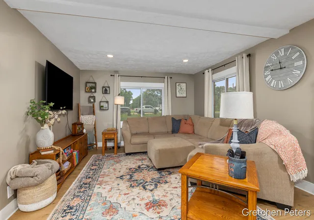 Photo 4 of Sale Pending at 9551 Byron Ctr Ave, Byron Center, MI 49315 | MLS# 70549821 | Listing updated on 2026-08-11