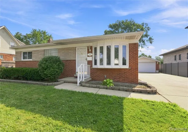Photo 1 of Sale Pending at 7024 N Evangeline St, Dearborn Heights, MI 48127 | MLS# 61020824 | Listing updated on 2026-08-30