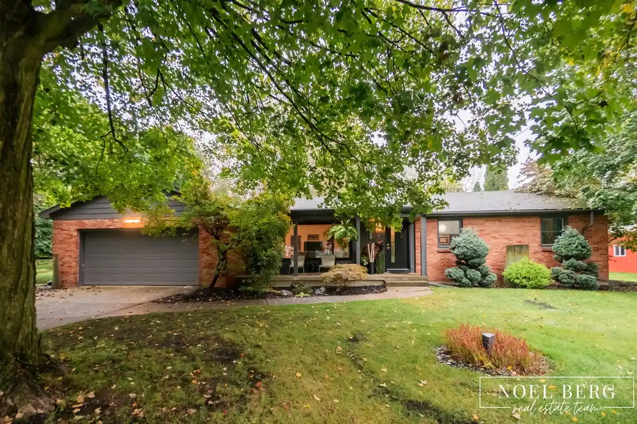 Single family home for sale at 13820 Windemere Dr, Grand Rapids, MI 49534 | MLS# 70561955