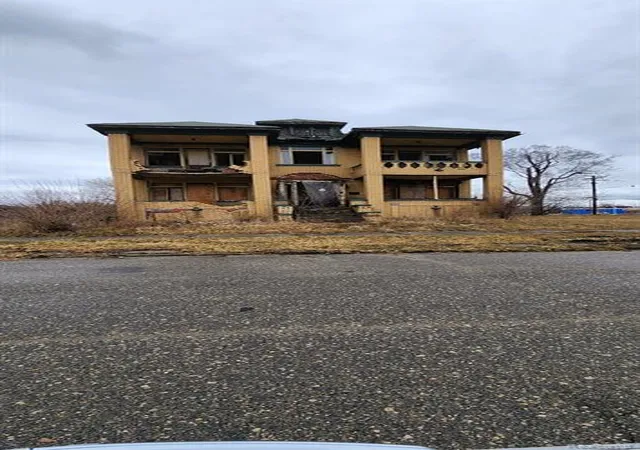 1st image of 3740 Rochester St, Detroit, MI 48206 | MLS# 60198636