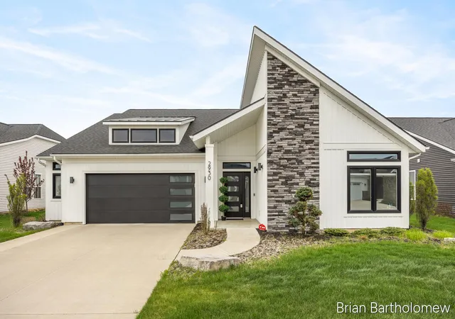 Homes for sale in Belmont, MI | 2930 Isle Water Dr, Belmont, MI 49306 | MLS# 70528284