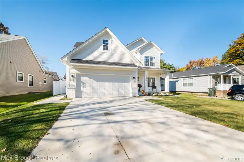 Single family home for sale at 3350 Rockhaven Ave, Rochester Hills, MI 48309 | MLS# 61040827